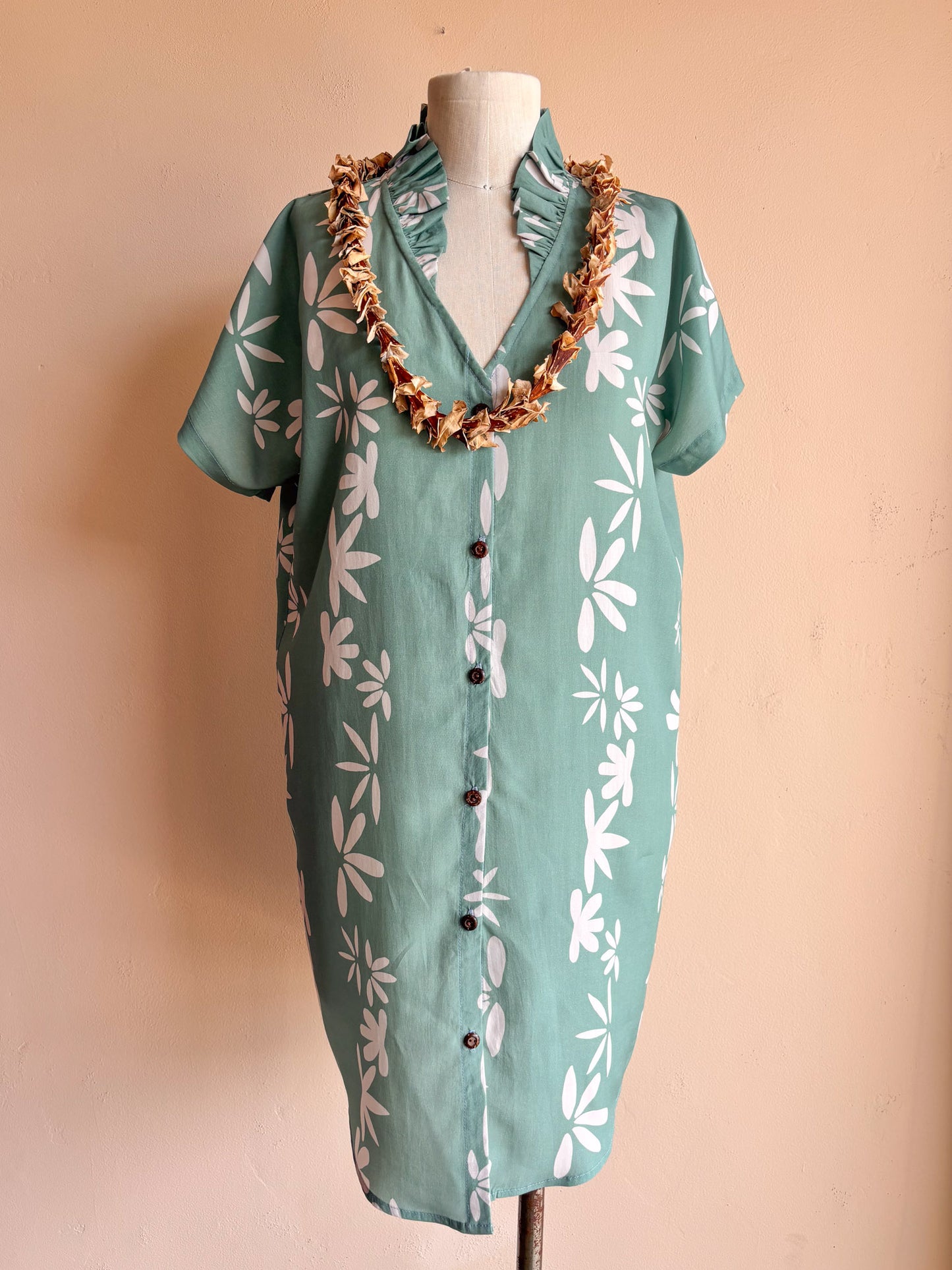 Muʻu Shirt Dress