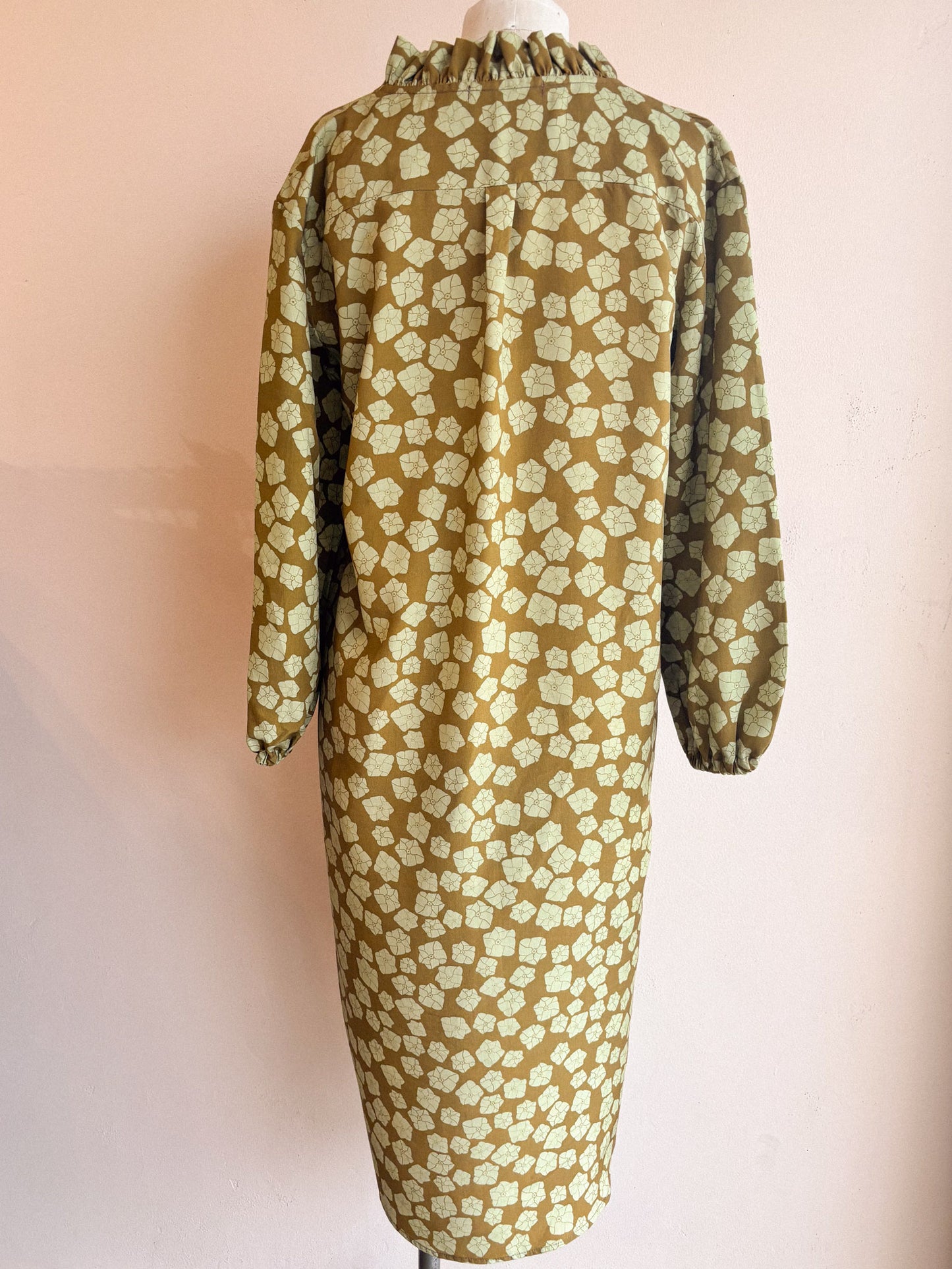 Muʻu Shirt Midi Dress