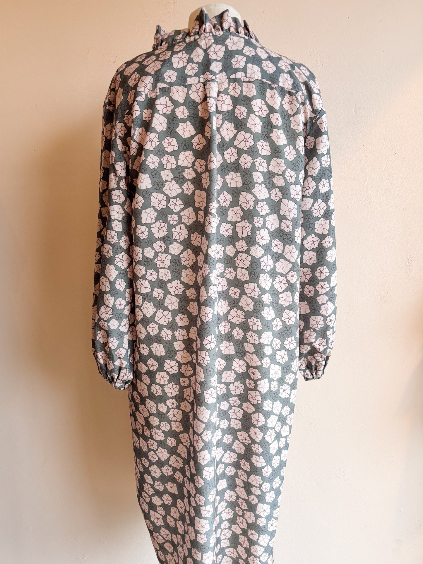 Muʻu Shirt Midi Dress