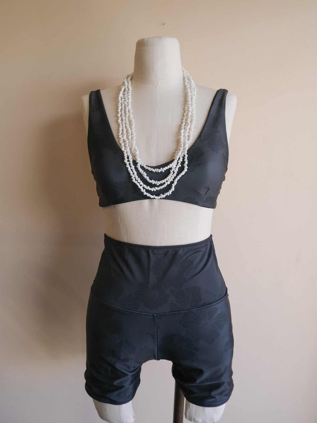 Ka ʻEhu Bikini Top Ka Pō Hiwa