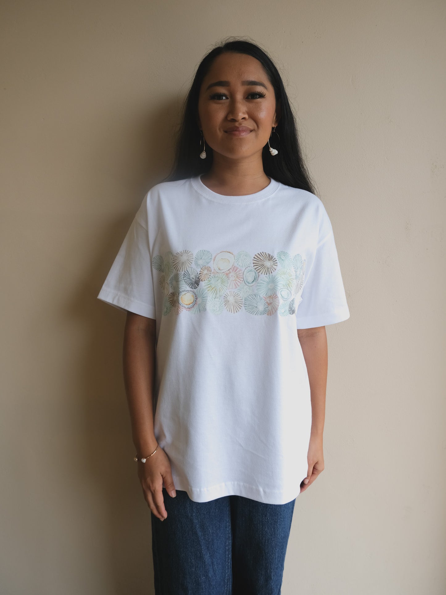 ʻOpihi T Unisex - White