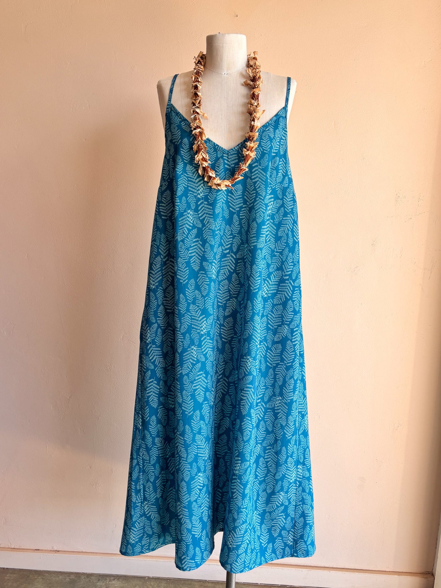 Strappy Muʻu Midi