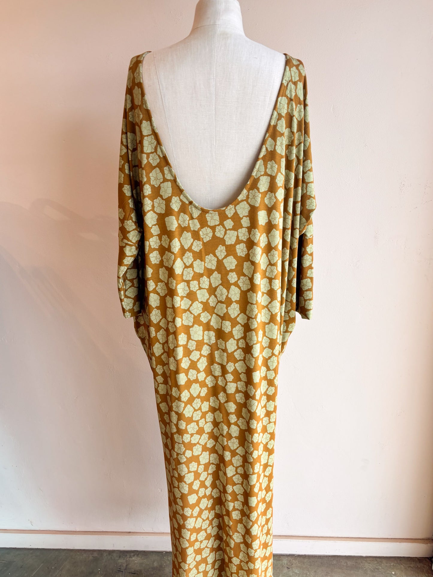 Uluwehi Maxi