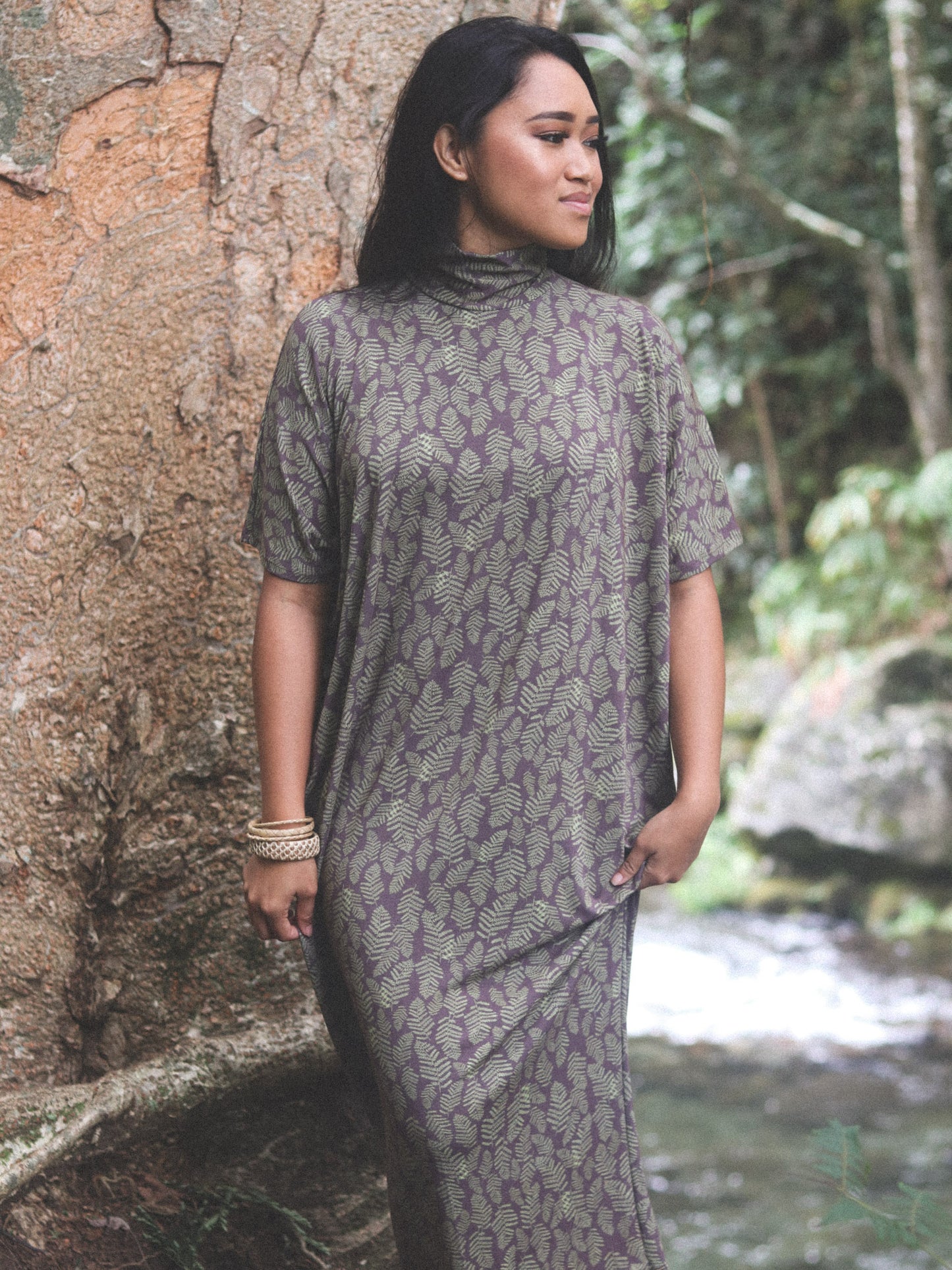 Uluwehi Midi Honu Neck