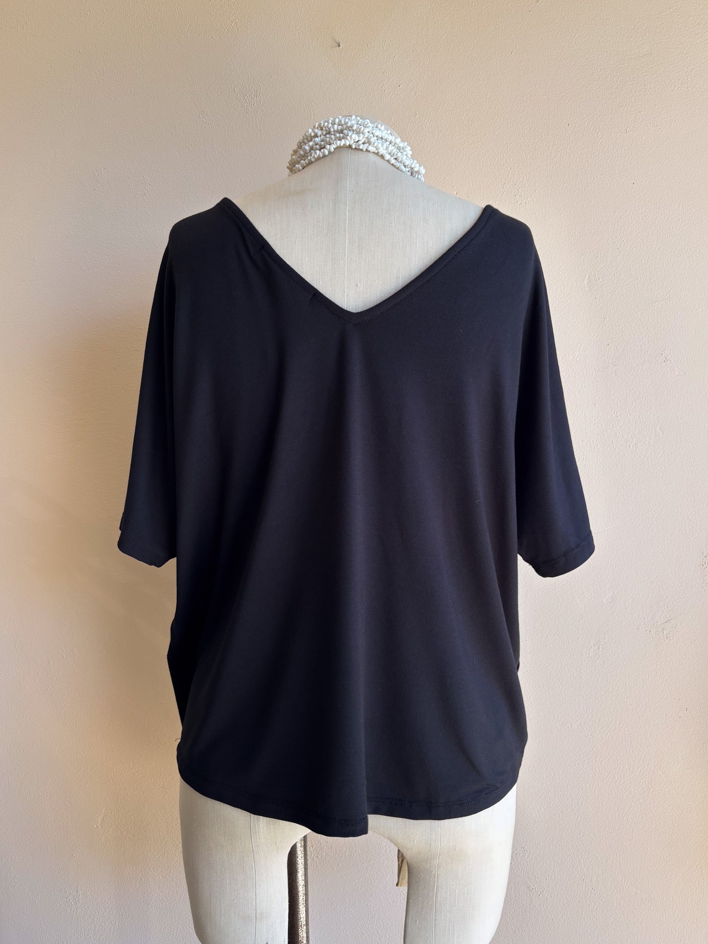 Uluwehi Top Black