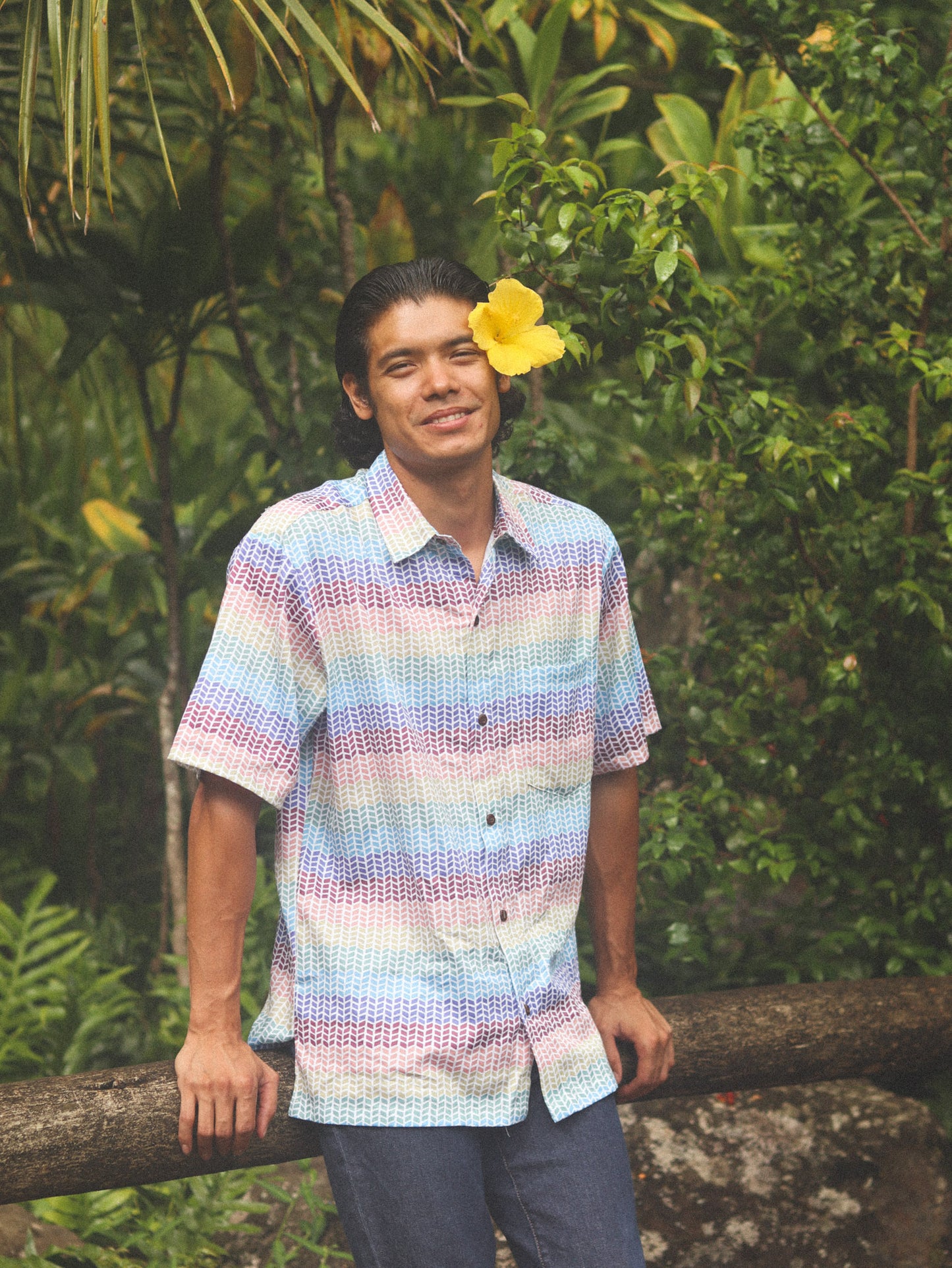 Aloha Shirt Ānuenue