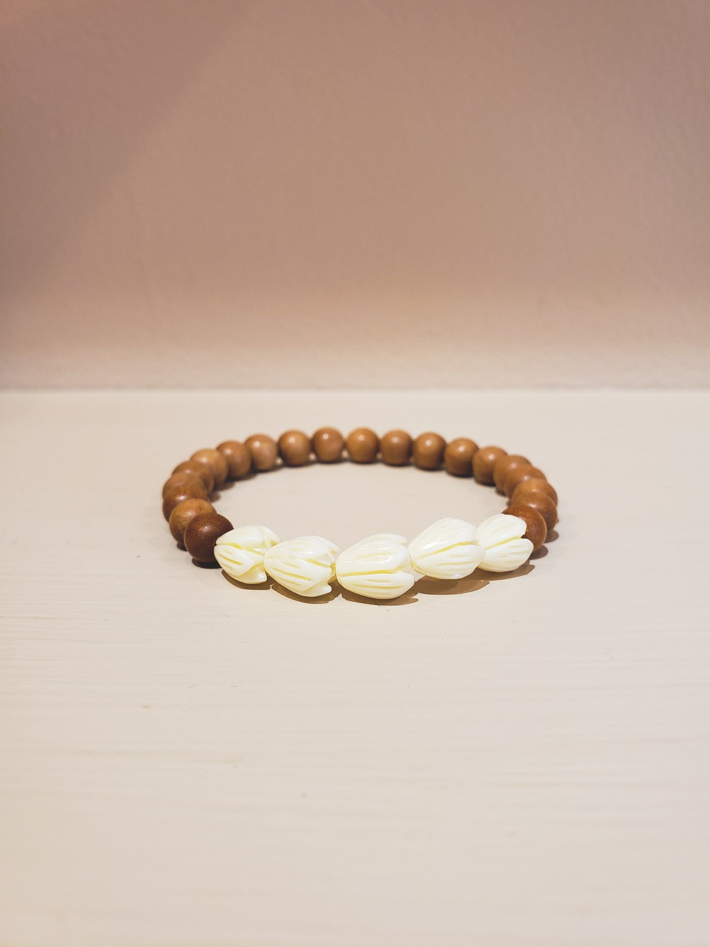 Pīkake Sandalwood Bracelet