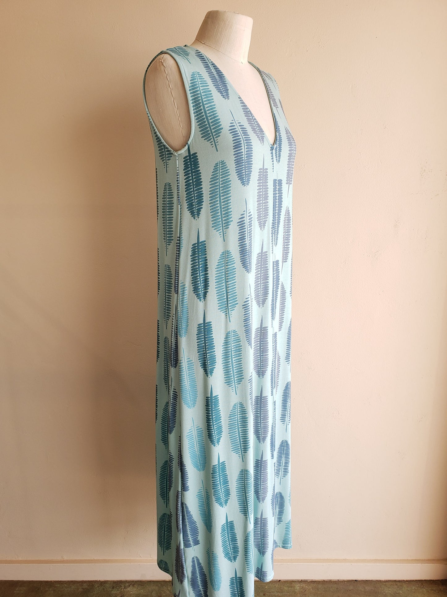 Awāwa Knit Midi