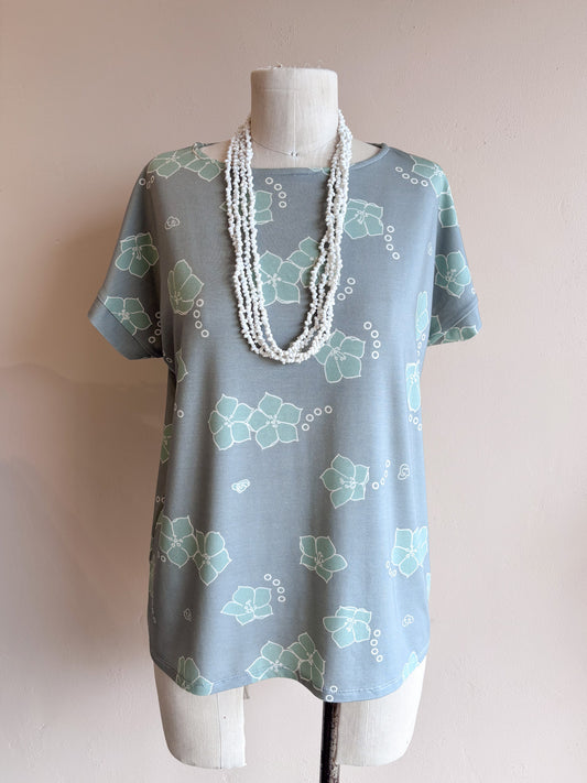 Boxy Top Jade Pāʻū o Hiʻiaka