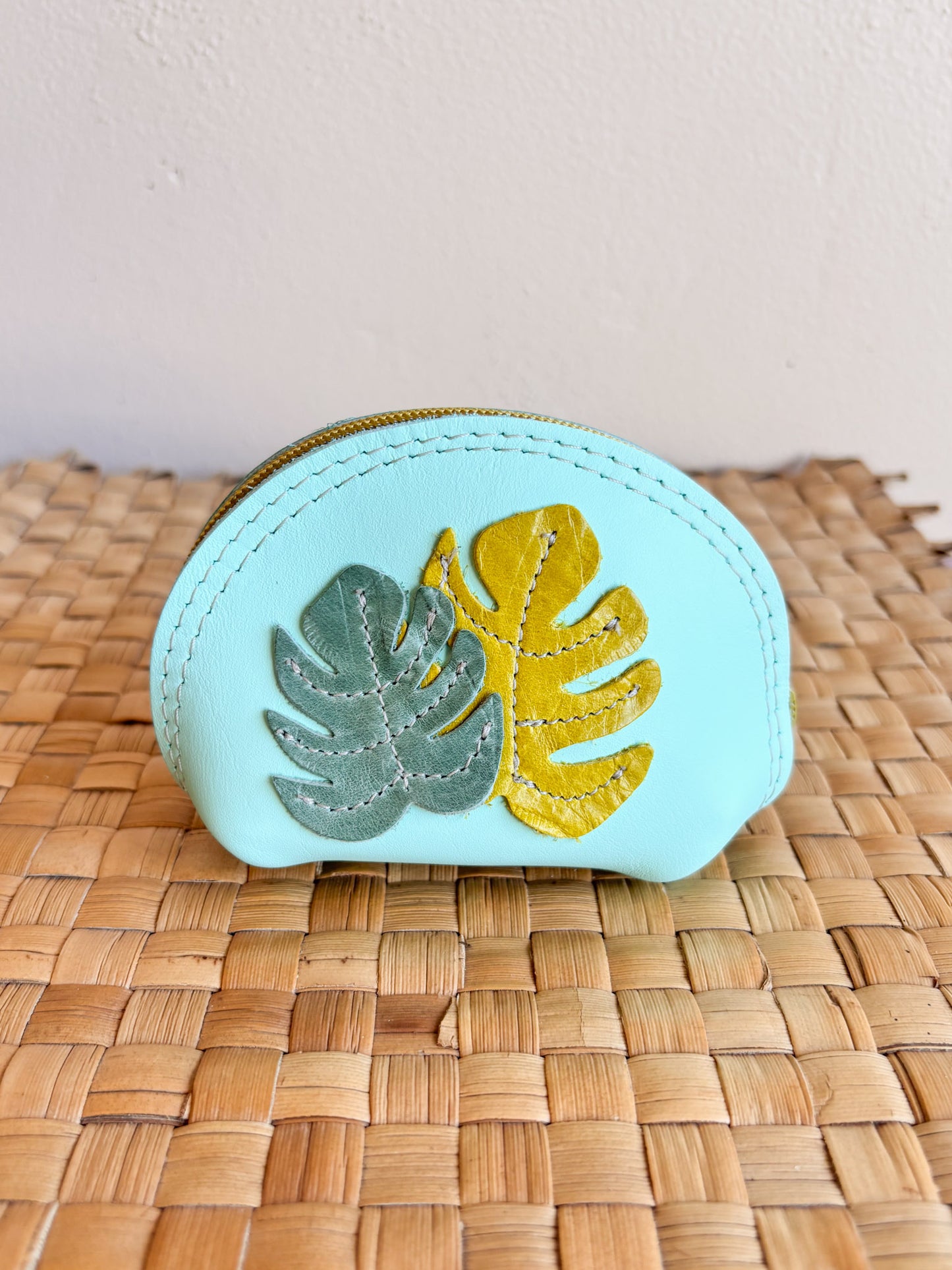 Leather Le'ale'a Pouch