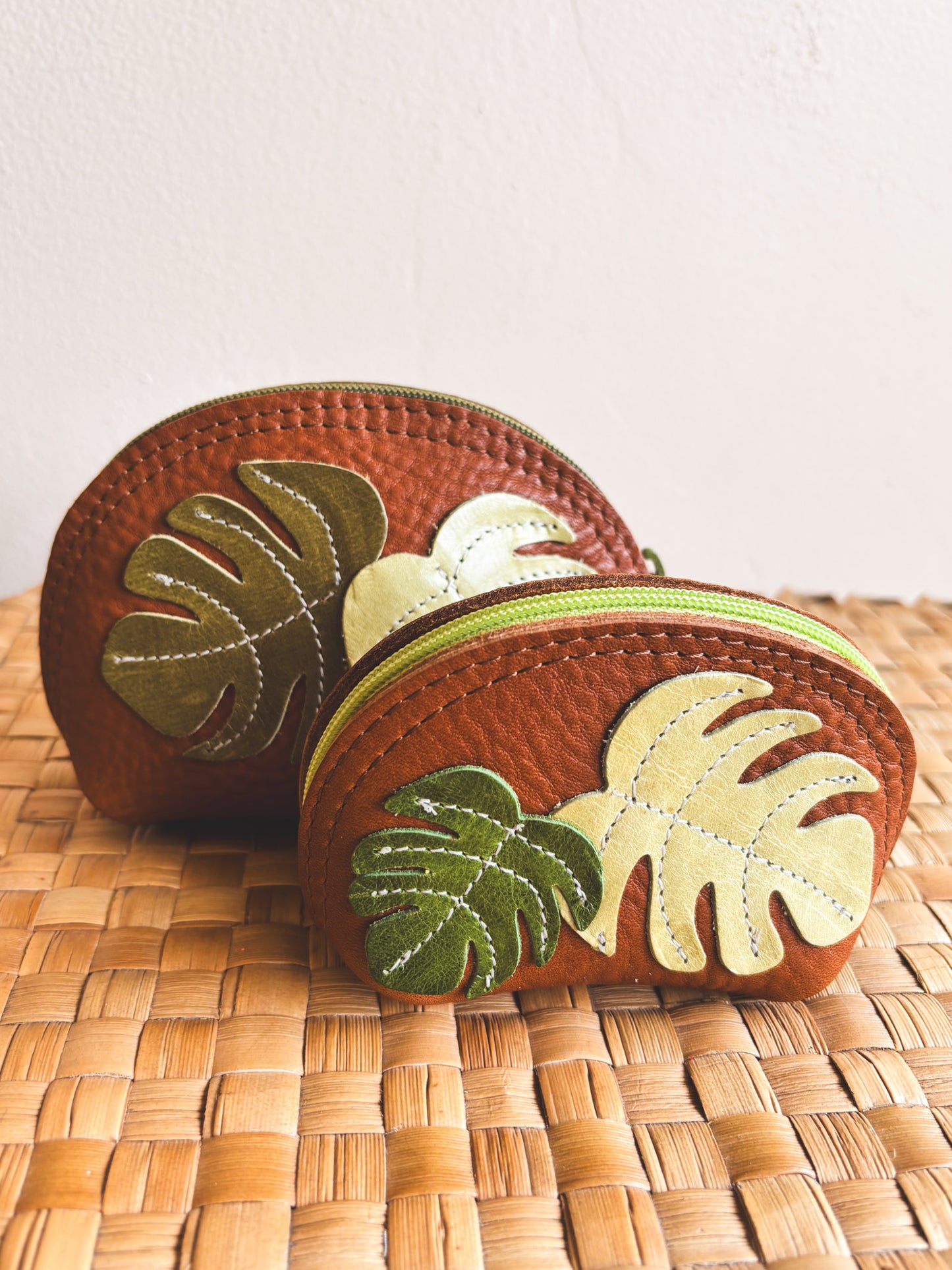 Leather Le'ale'a Pouch