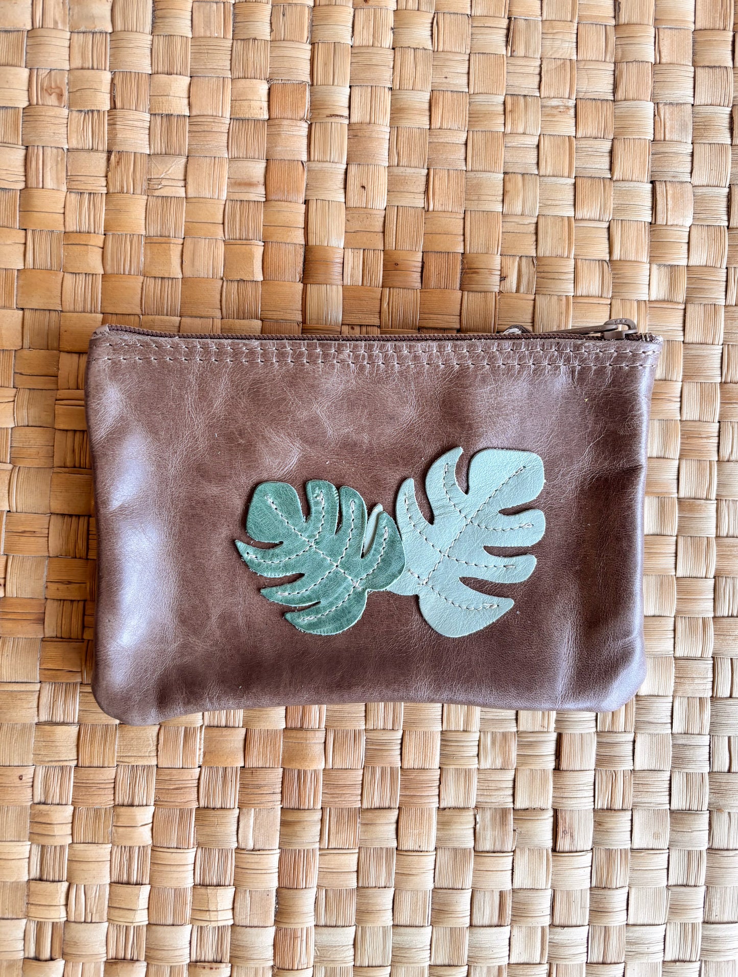 Leather Leʻaleʻa Zip Pouch