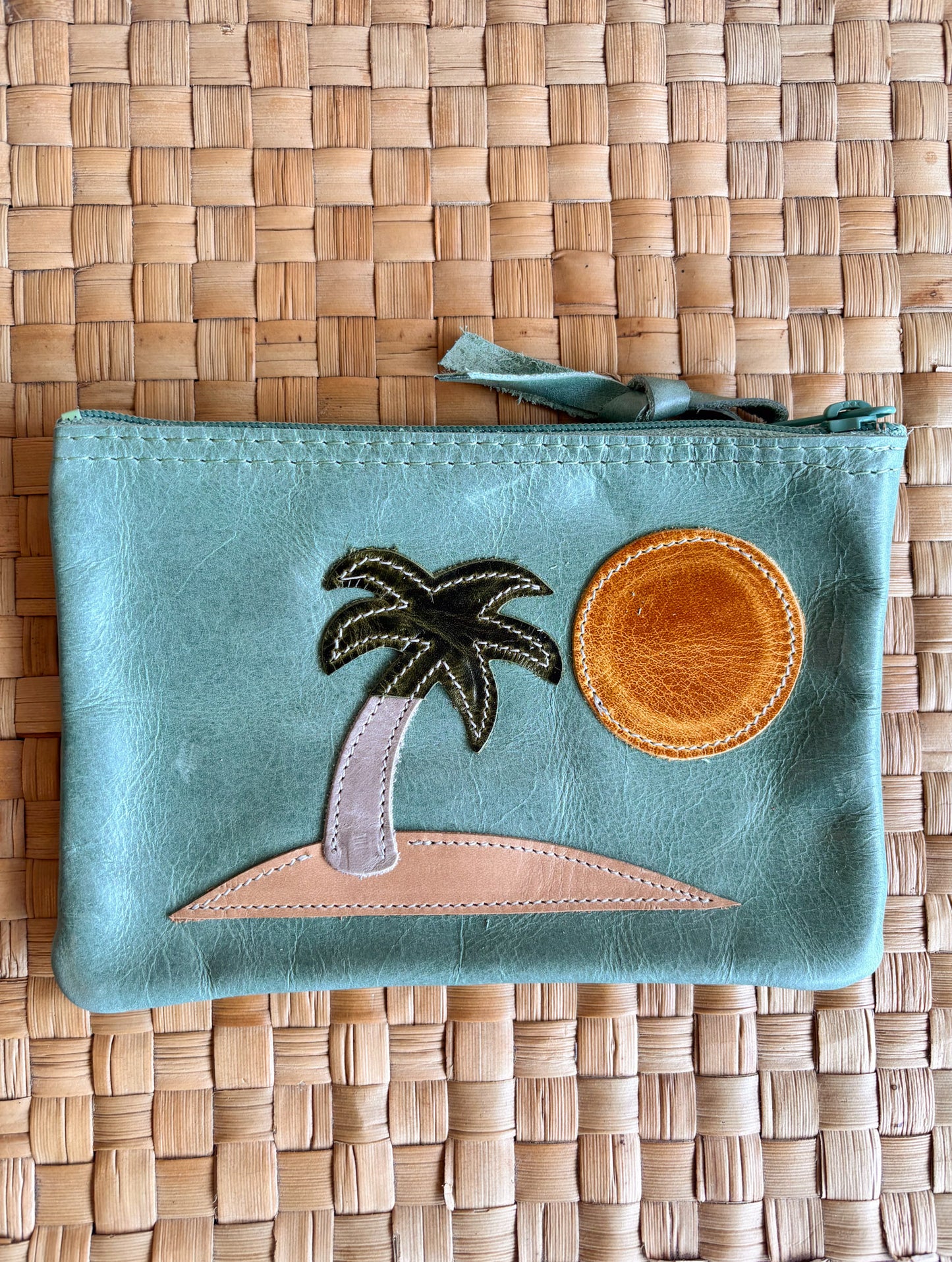 Leather Leʻaleʻa Zip Pouch