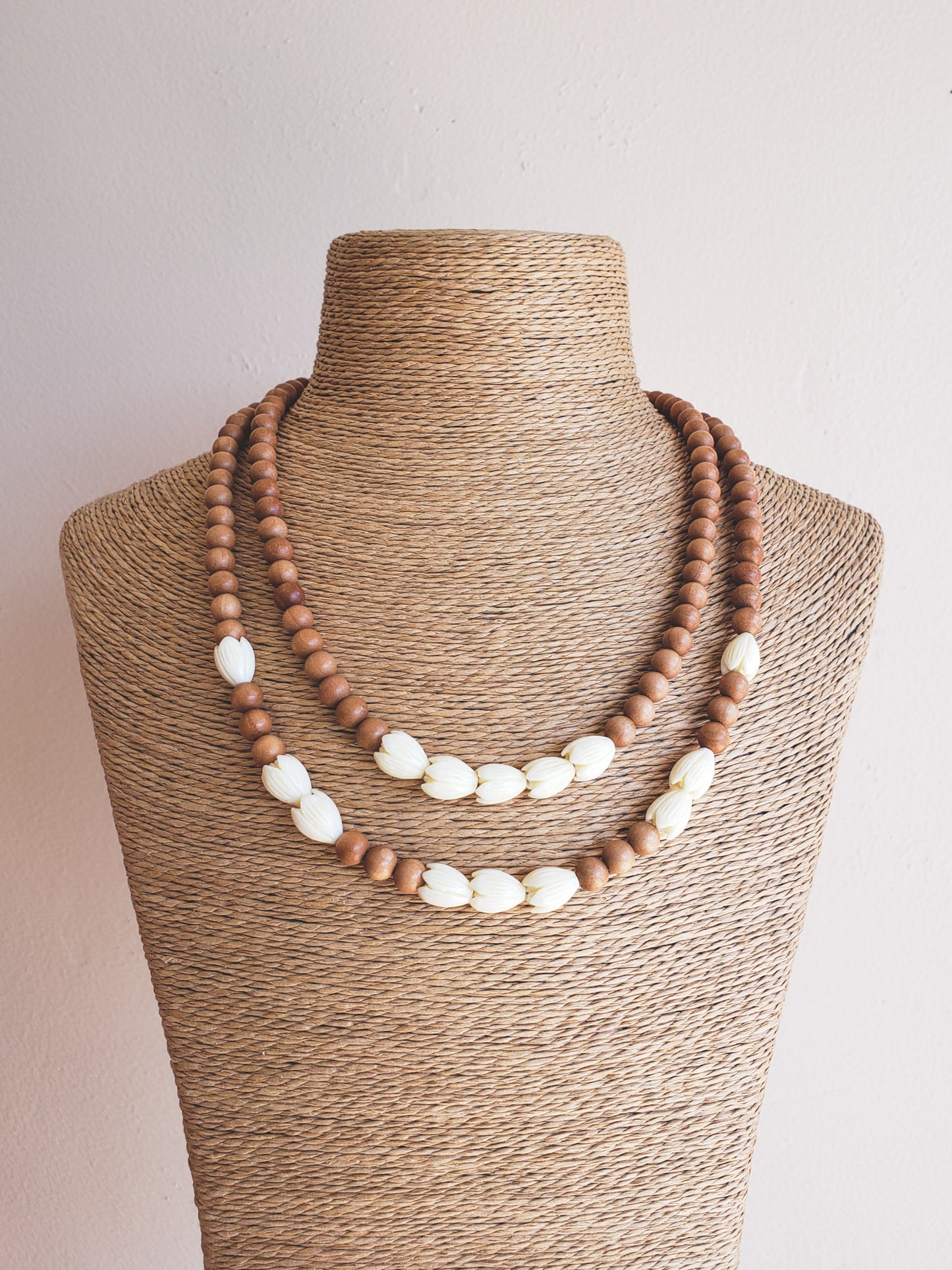 Pīkake Tahitian Sandalwood Necklaces