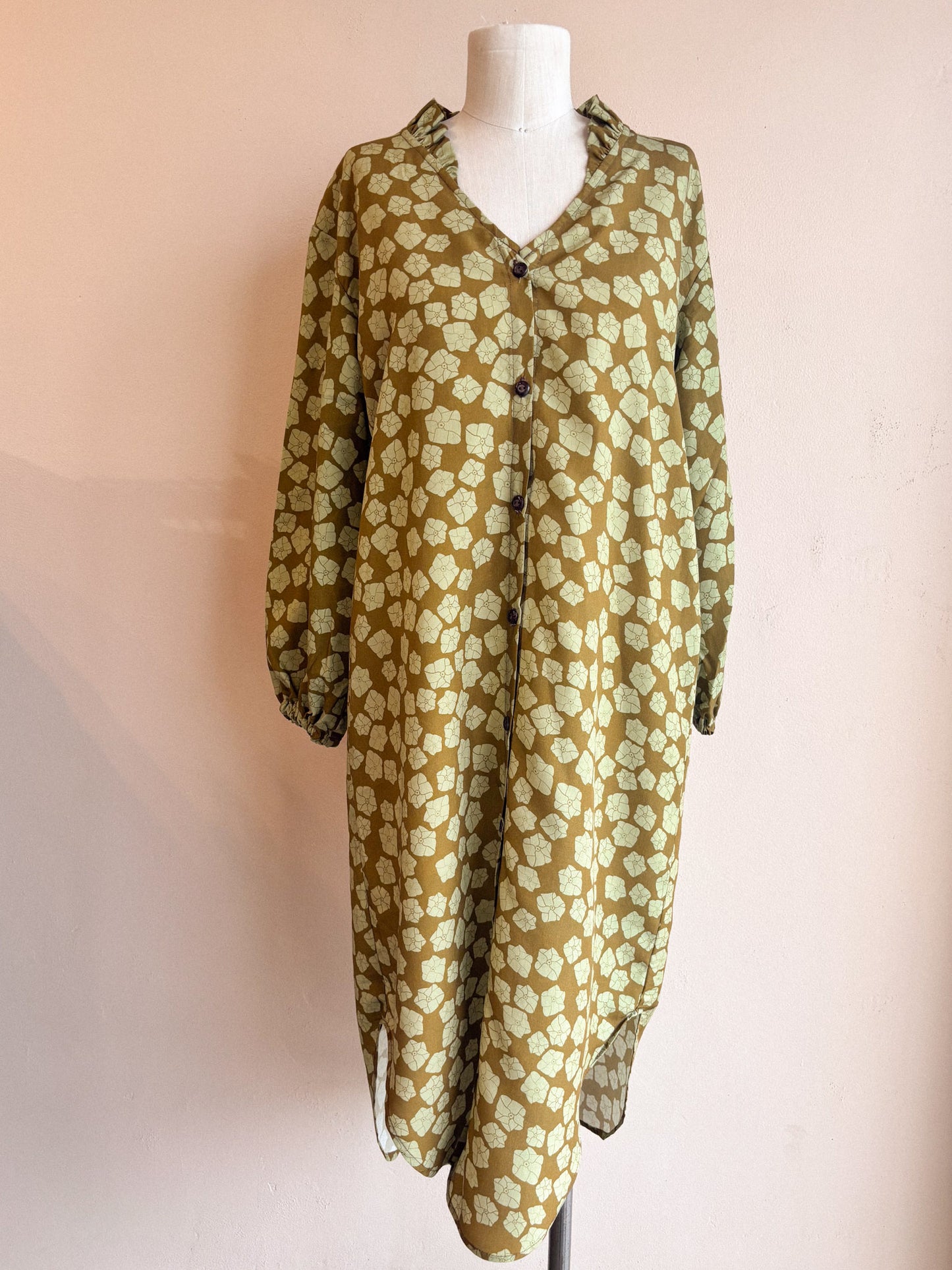 Muʻu Shirt Midi Dress