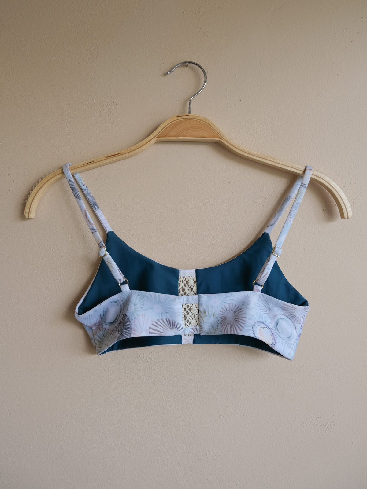 Wāhine Hālāwai Bikini Top ʻOpihi