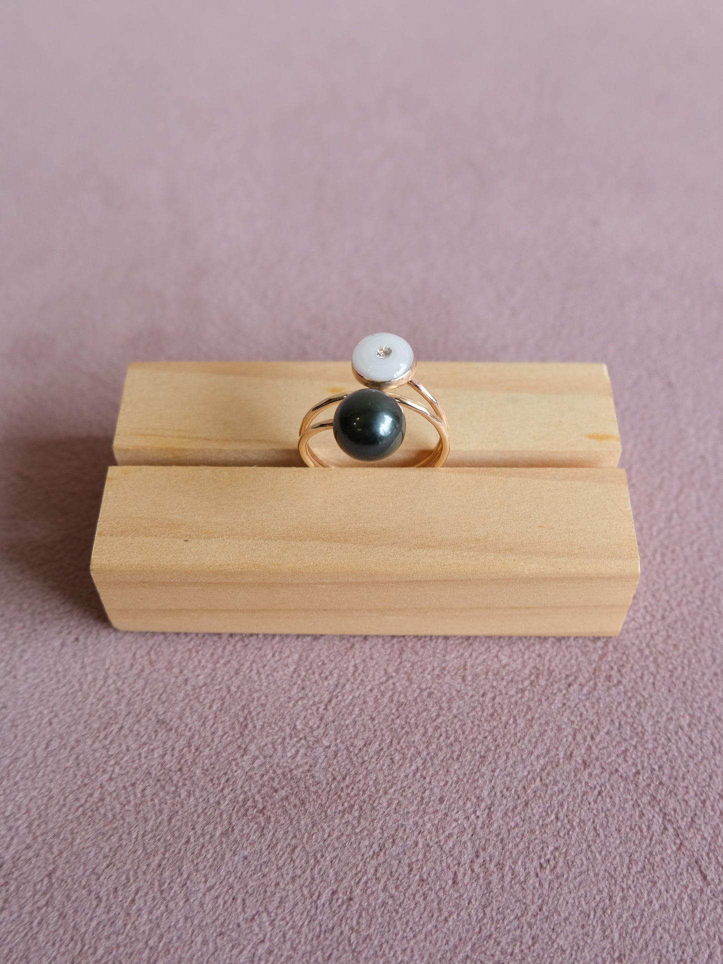 Puka + Pearl Ring