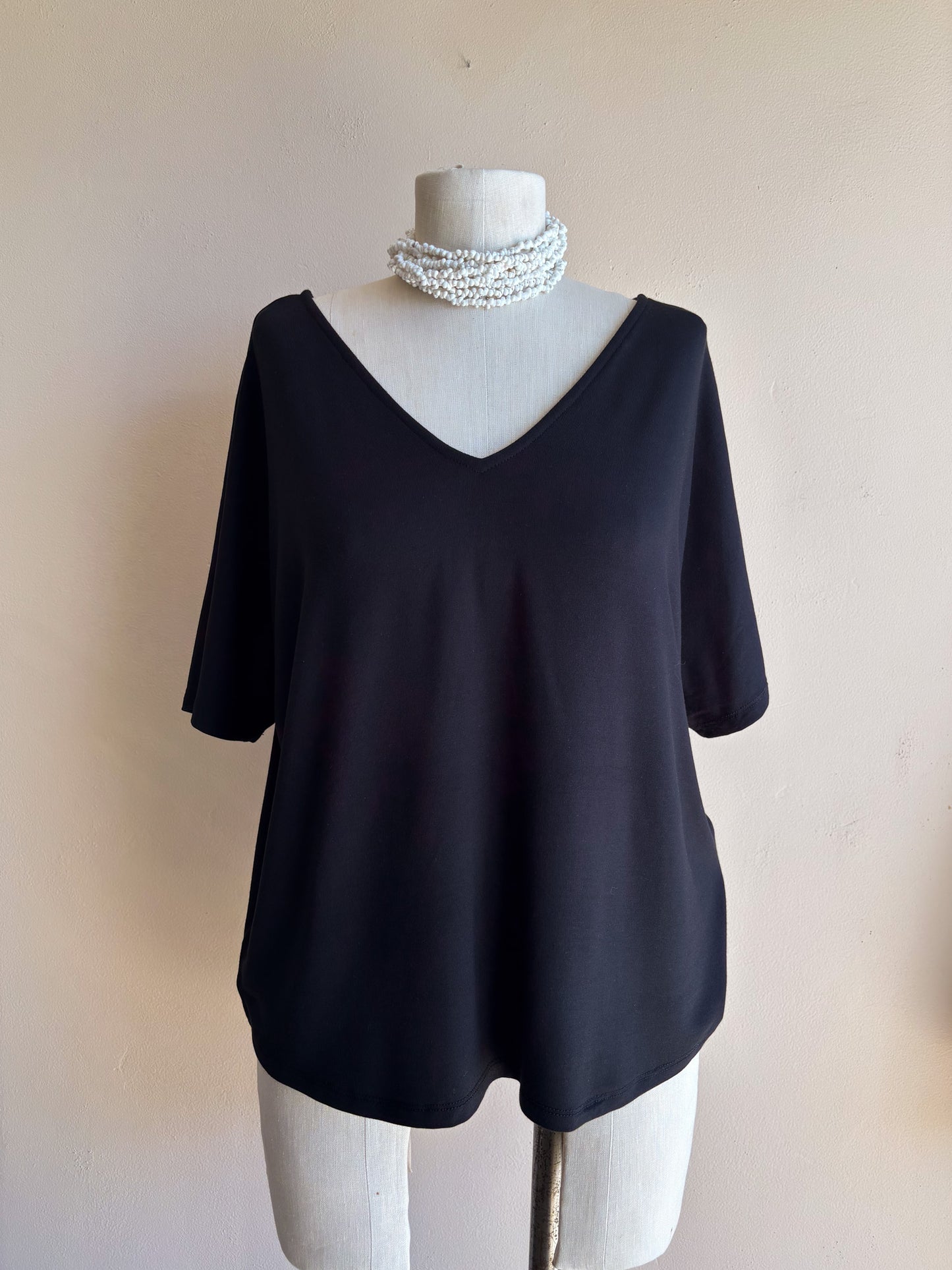 Uluwehi Top Black