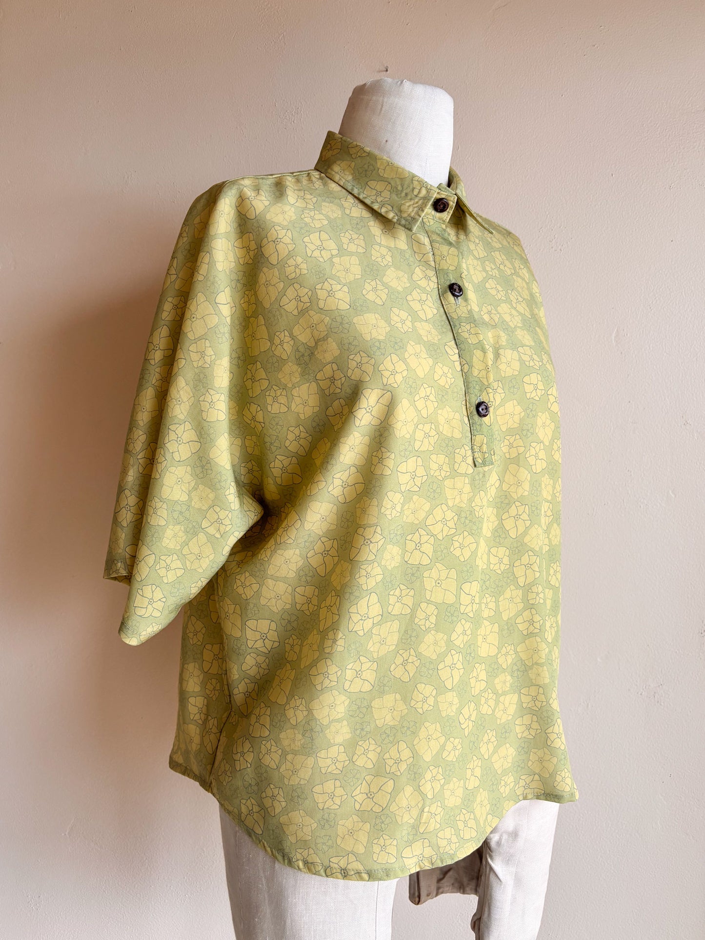 Wahine Uka Shirt