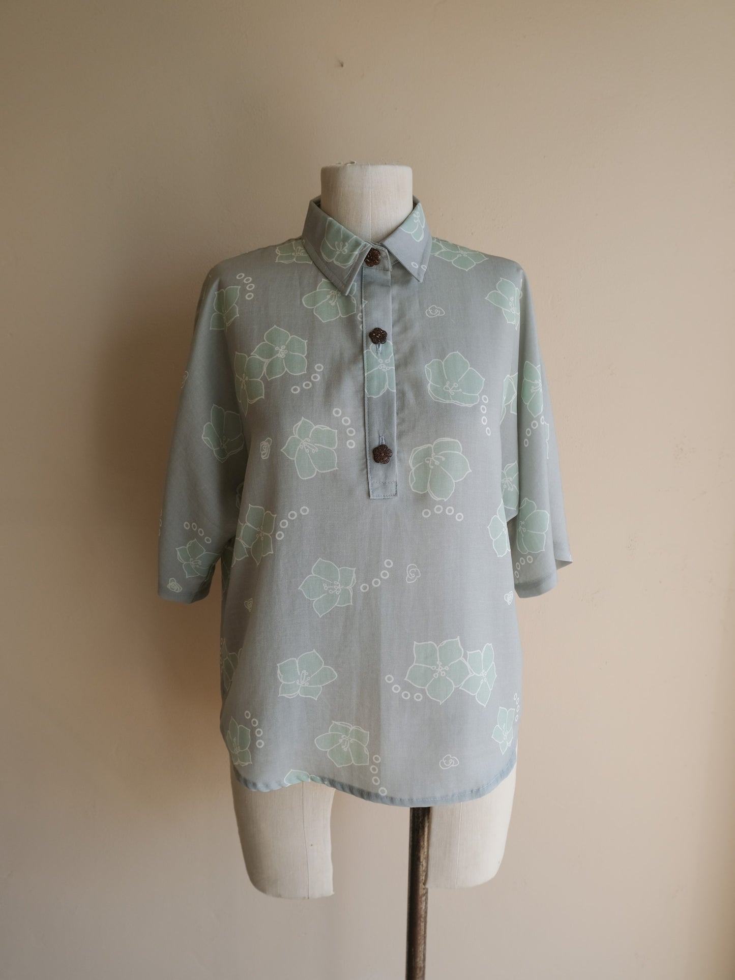 Wahine Uka Shirt