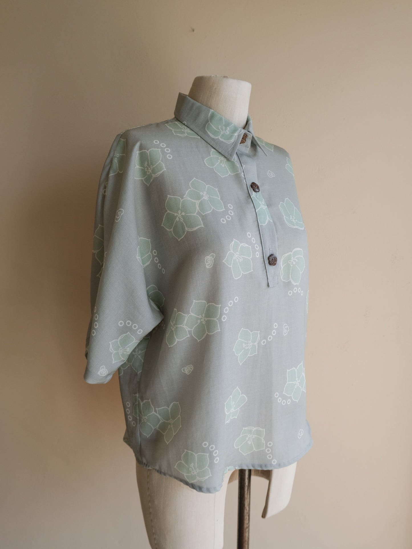 Wahine Uka Shirt