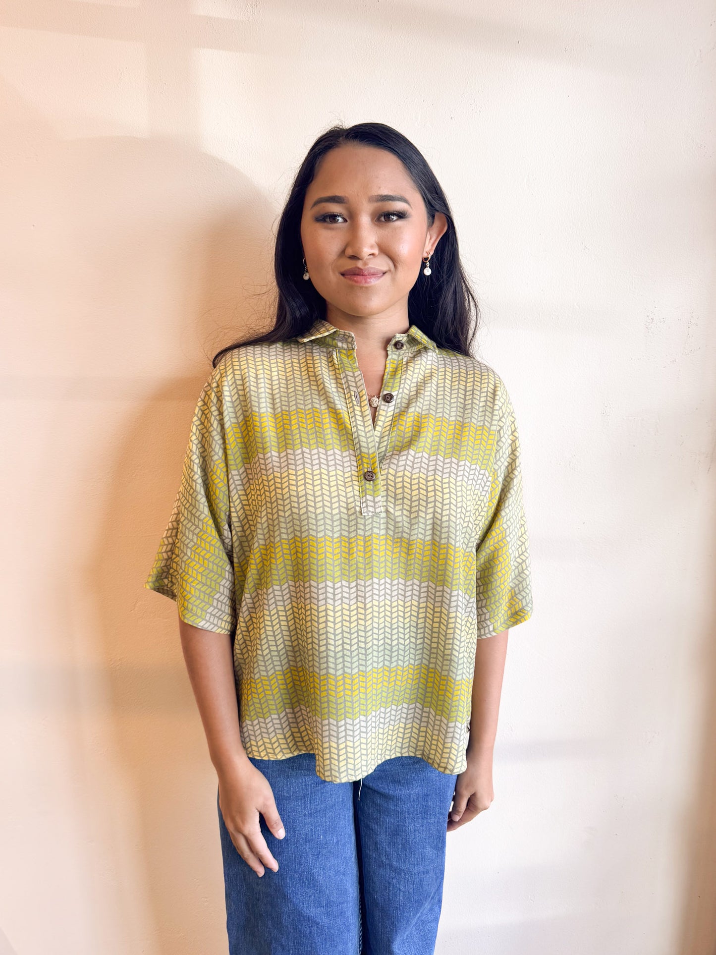 Wahine Uka Shirt