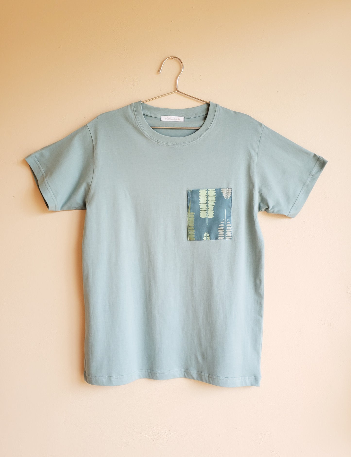 Pākeke Tee